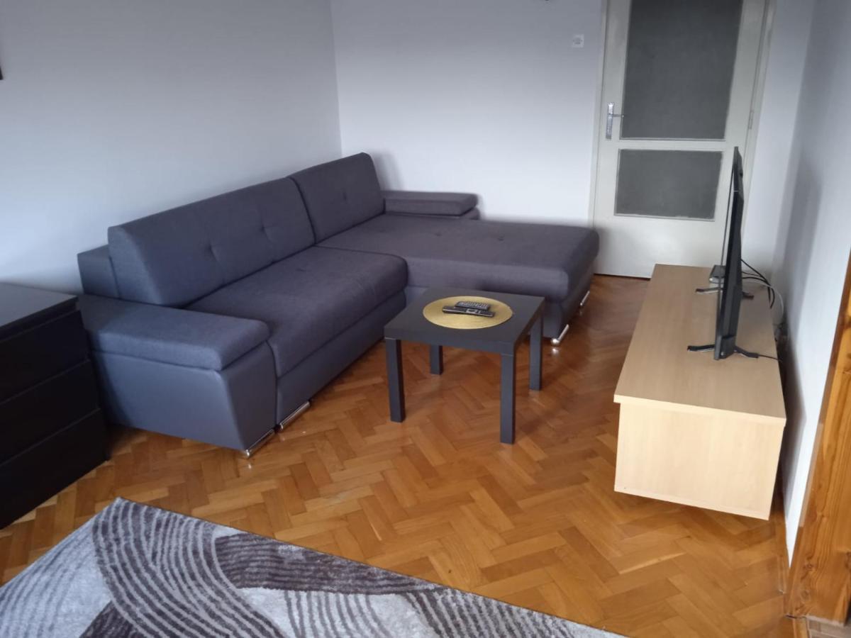 Positivo Apartment Zagreb Exterior photo